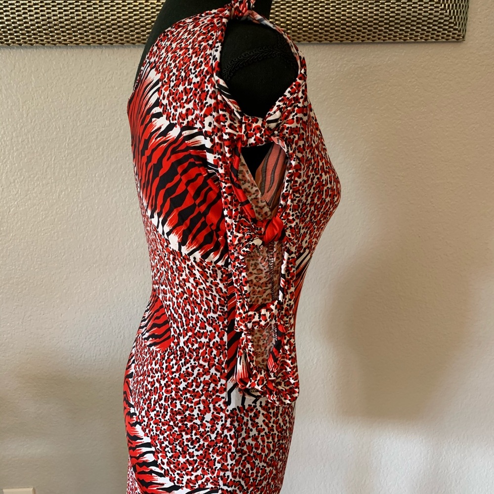 Dress - Picture 4 of 6